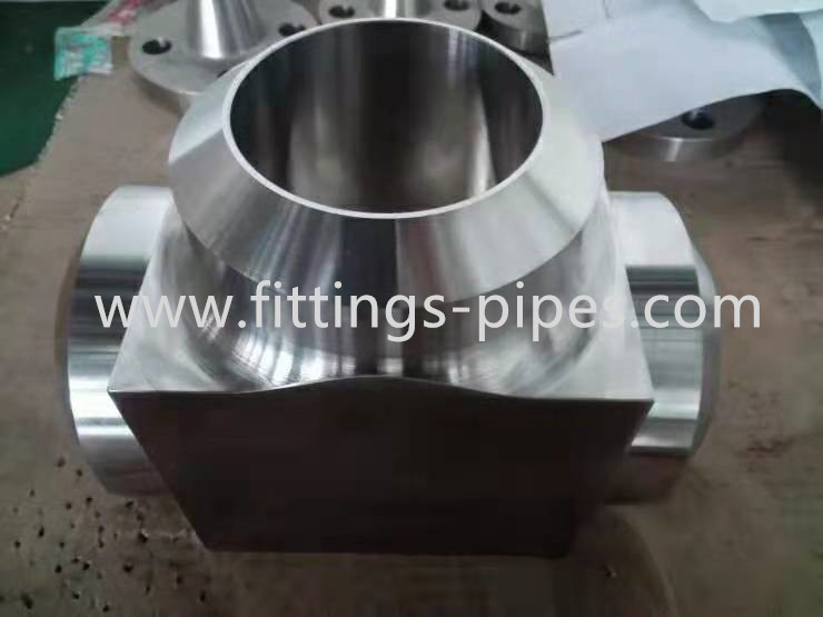 A182 F92 Forged Steel Pipe Fittings Tee Alloy Material Anti Rust Painting